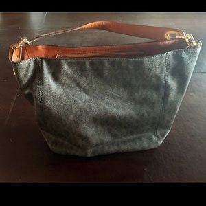 Michael Kors Leather purse